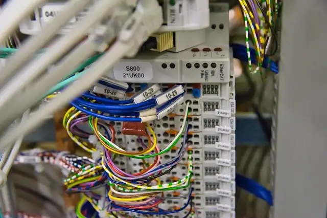IEEE Spectrum: AI, Robotics, and Engineering Advancements