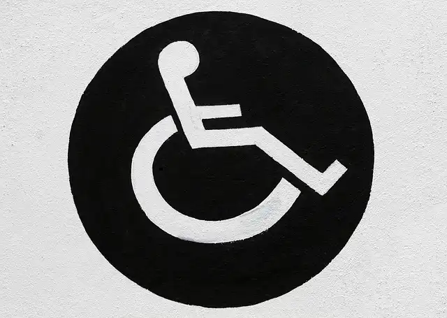 Apple Intelligence Boosts Accessibility: New AI Features & Vision Pro Controls