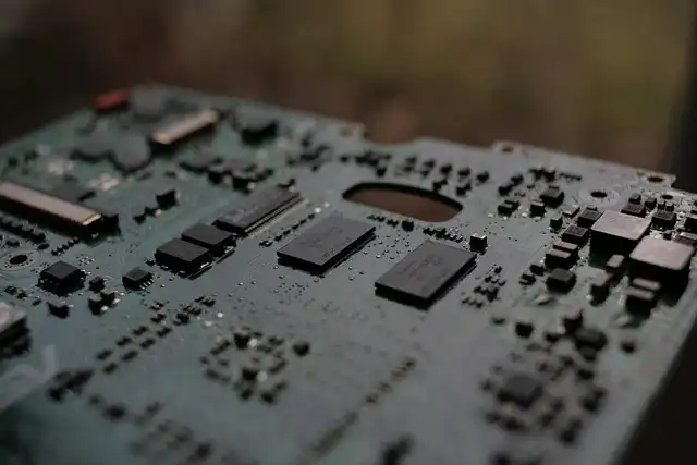 Tech Memory Shortage: Costs Rise, Supply Tightens Through 2028